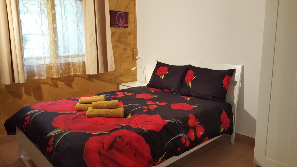Netanya Motel Pierre Chambre photo