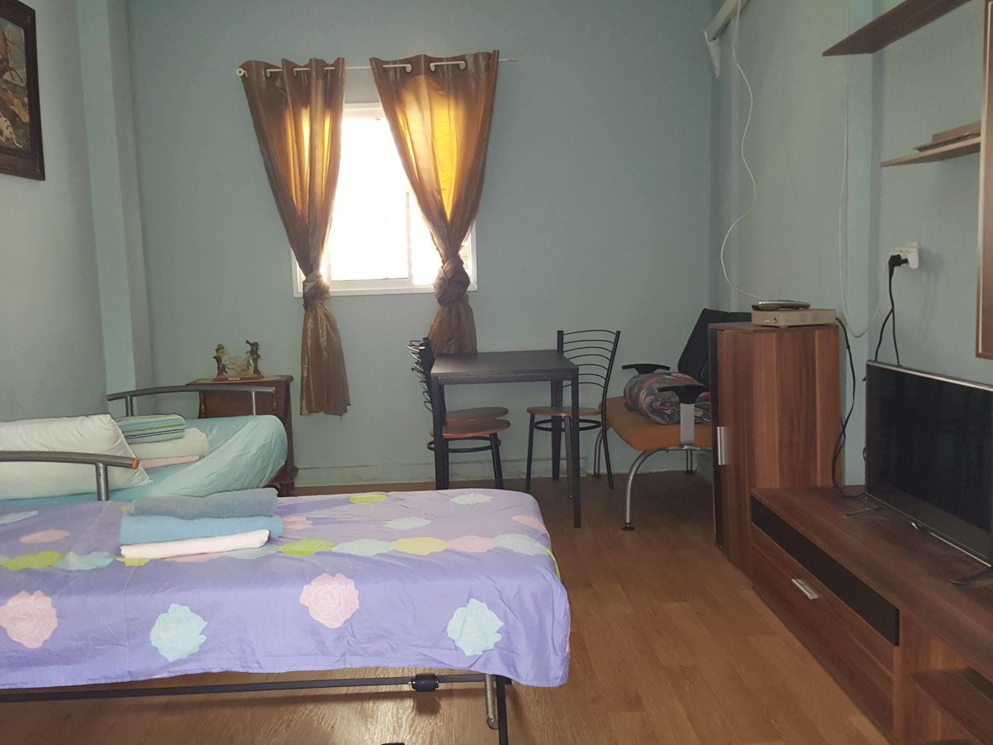 Netanya Motel Pierre Extérieur photo